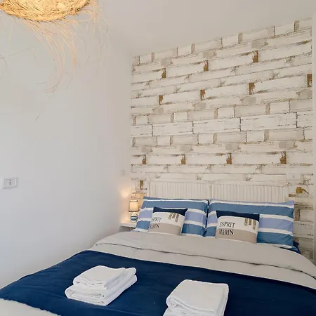 Apartamento Guesthost - Stella Marina Di Sanremo! Lovely Flat *